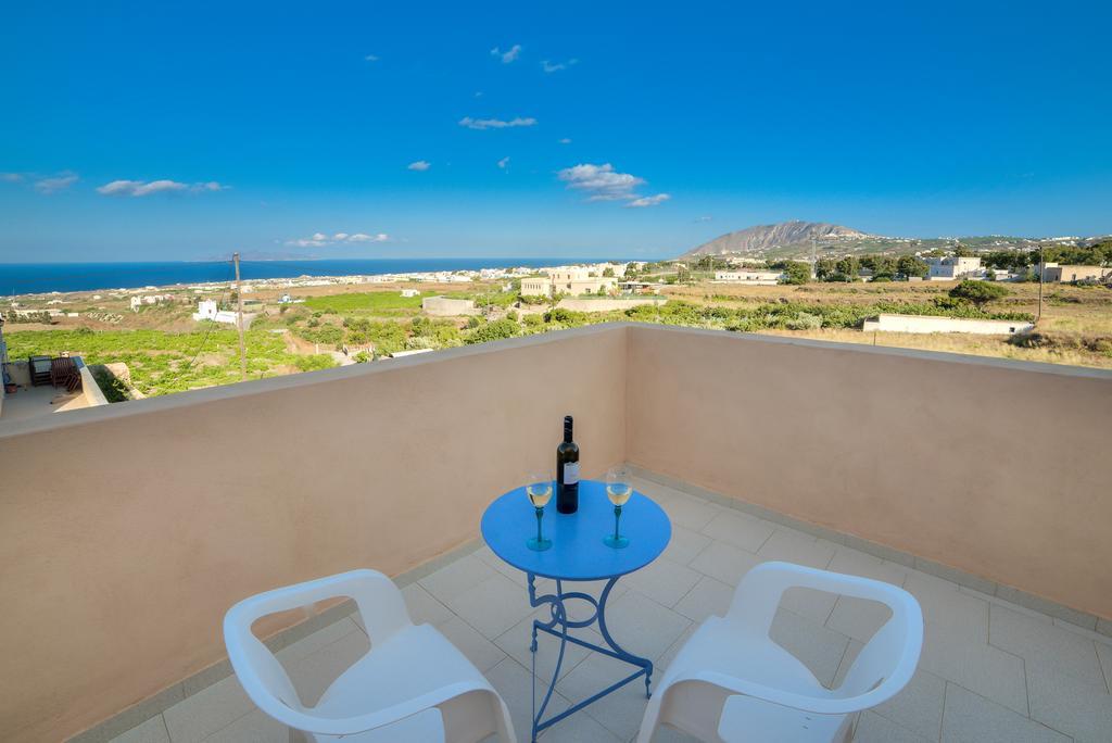 Thalia Apartments ثيرا الغرفة الصورة