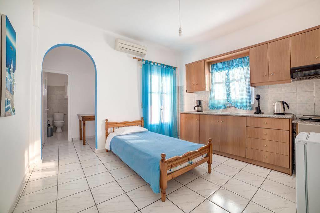 Thalia Apartments ثيرا المظهر الخارجي الصورة